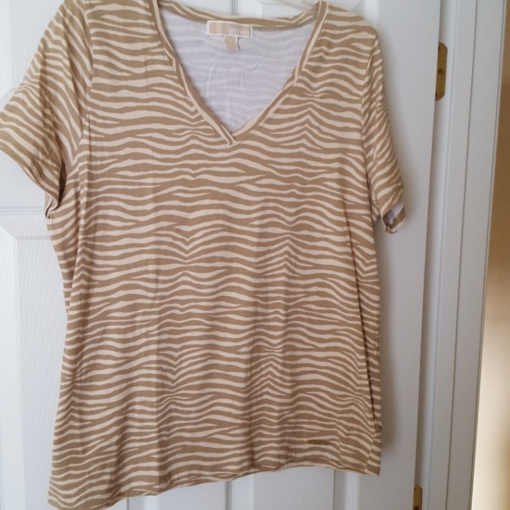 Shirt sleeve top